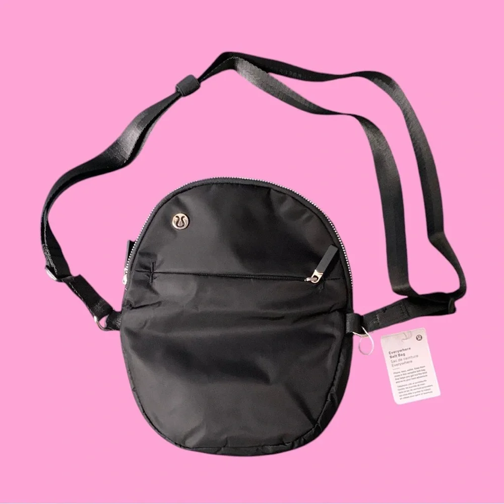 lululemon athletica Sleek Black And Silver Crossbody Bag 2L - Picture 4 of 7